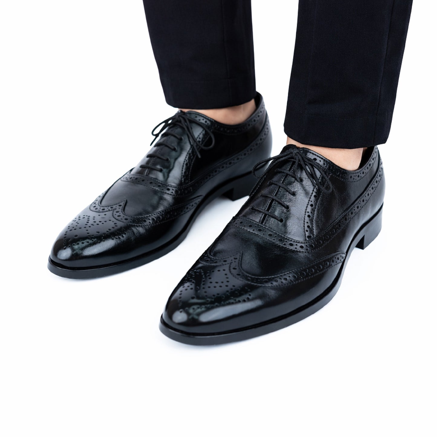 901-Black (Lace-up)